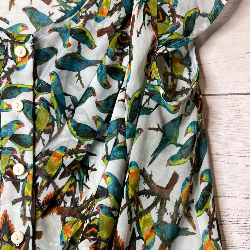 East 5th Blouse Womens Size Medium Parrot Novelty Print Sheer Button Down - Picture 8 of 16